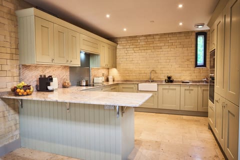 Fridge, dishwasher, electric kettle, toaster