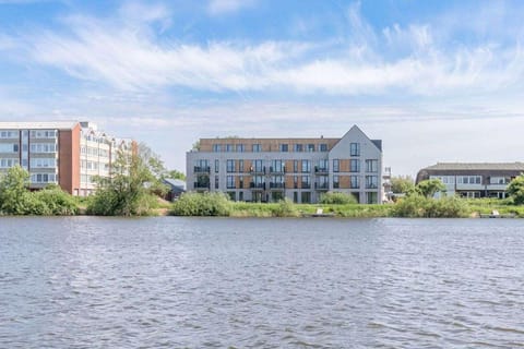 Immediate Surroundings [summer] (<1 km)