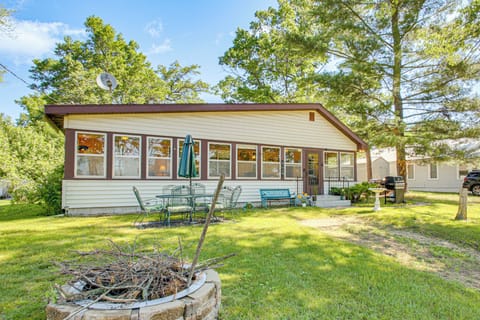 Shawano Vacation Rental | 3BR | 1BA | 1,200 Sq Ft