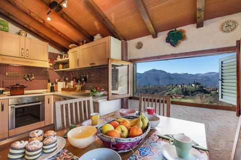 Kitchen and dining area