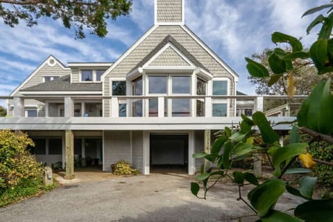 5 Bedroom Ocean View at 3 Sea Holly