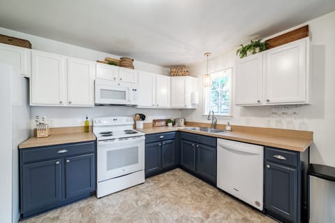 Stocked kitchen with everything to cook meals