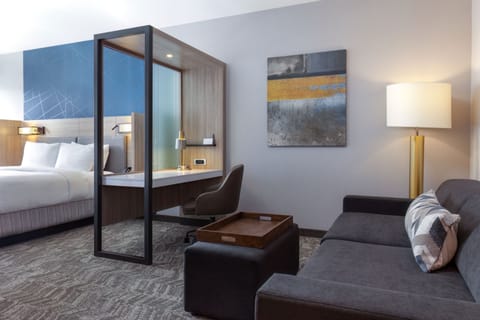 1 bedroom, soundproofing, free cribs/infant beds, free WiFi