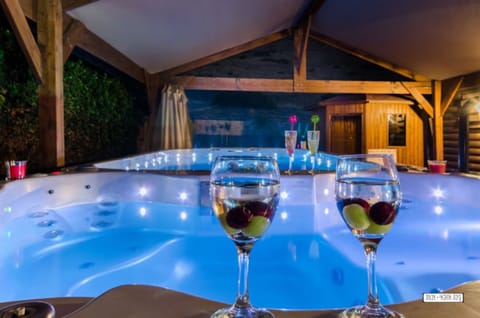 Family Studio | Spa | Massages