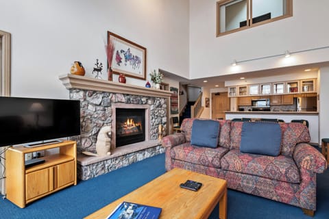 1685566834284-1708-7