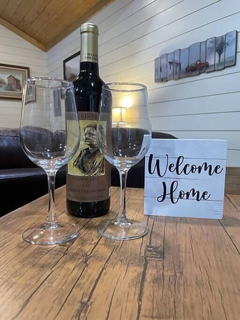 Welcome To PineyWoods House