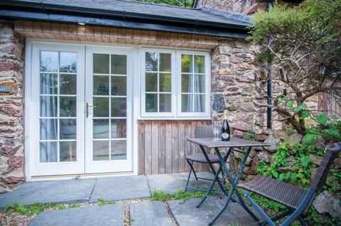 Ysfael - 1 Bedroom - St Ishmael's (16938)