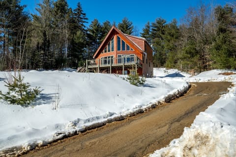 Relax and unwind at Spruce Peak Chalet—your winter home in nature!