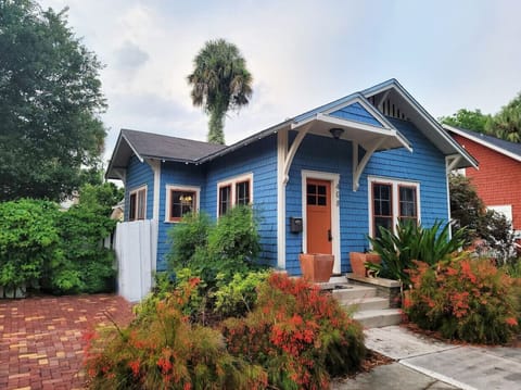 Front of the quaint and cozy historic Duckpond home