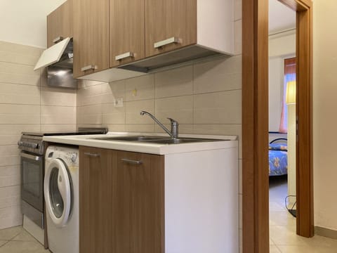 Apartment, 2 Bedrooms, Balcony, Garden View | Interior