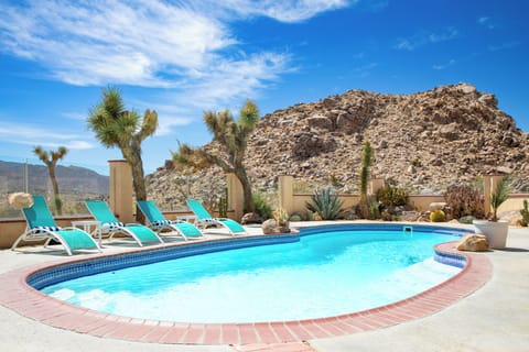 Welcome to Desert Shadows! 