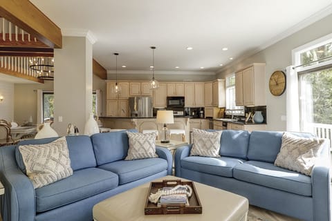 Main Floor Living Area