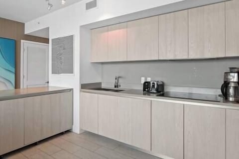 760ed0d3 318d 47c9 ab05 1aa07ed745c9