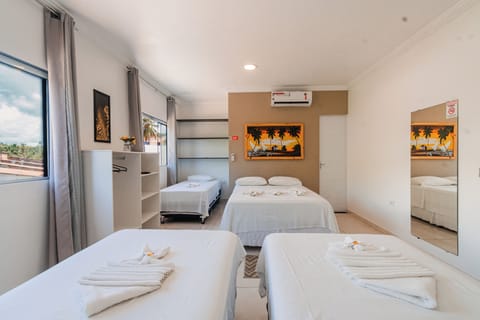 Family Room | Free WiFi, bed sheets