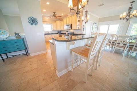Kitchen/Dining Top Floor