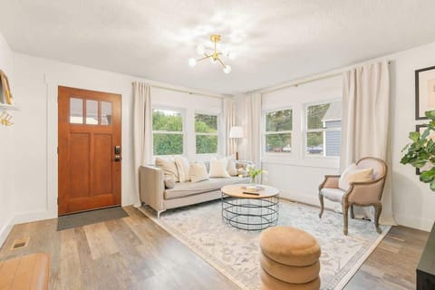 Unwind in our classic contemporary living room, where relaxation meets style. Take in the Lakehouse comfort as you enjoy the tranquility of the space.