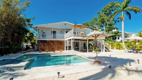 Backyard & Exterior 1