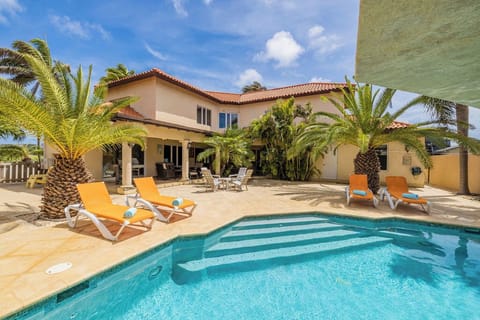 Amazing 4BR4BA Villa w/ Pool & BirdSanctuary Views (13533)