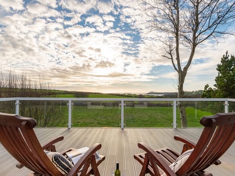 Cottage | Property grounds