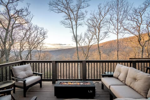 Upper deck with stunning views