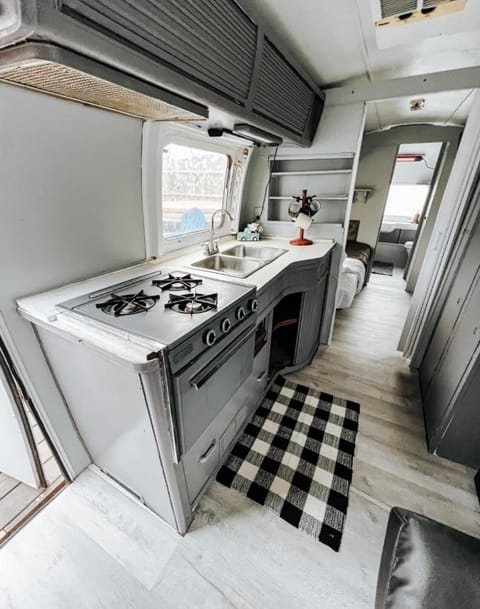 Full kitchen on an RV size