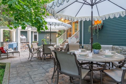 Dine alfresco surrounded by nature