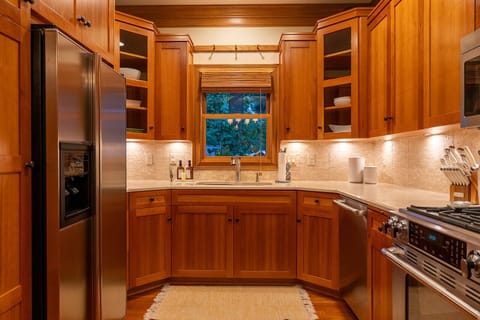 Entertaining at home is easy in a fully stocked kitchen