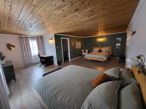 Deluxe Double Room | WiFi (free)