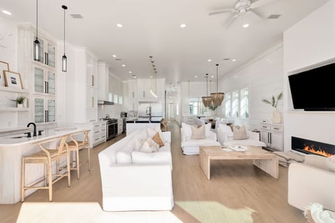 Salt & Light - Seacrest - Second Floor - Living Area - Gulf View