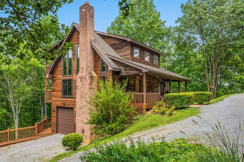 Ole Smoky Hideaway offers your gateway to the Great Smoky Mtn National Park!