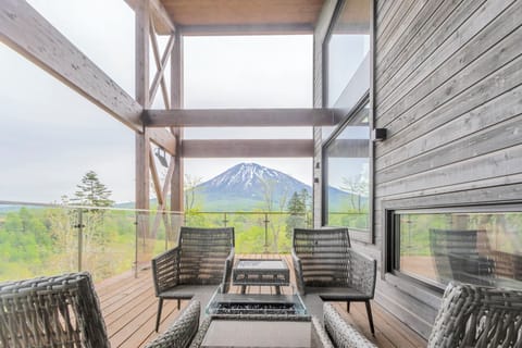 Deluxe Chalet | Terrace/patio
