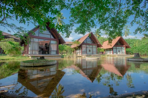 Exclusive Cabin | Premium bedding, memory foam beds, in-room safe, desk