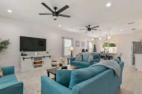 Equipped with a pullout couch!