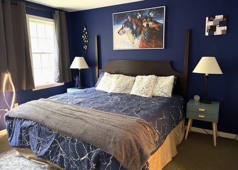 Fully Redone Suite with master King Bed