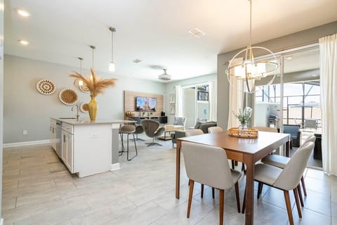 With a rustic and elegant style, our dining area is perfect for quality time with your loved ones