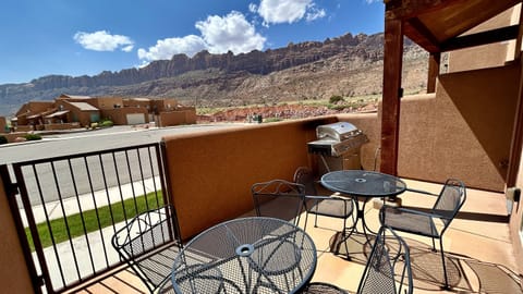 Red Rock Views Abound!