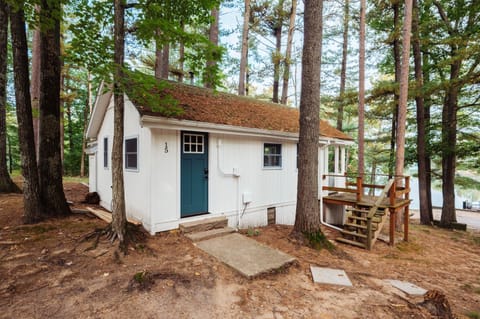 Enjoy serene surroundings and easy lake access just steps away!