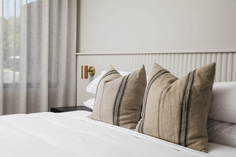 Premium bedding, pillowtop beds, WiFi (free), bed sheets