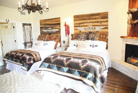 d2ac2c5a-d706-4ba8-ab0d-8775685a201