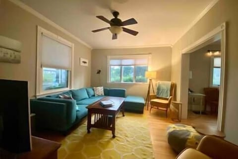 Living Room (1)