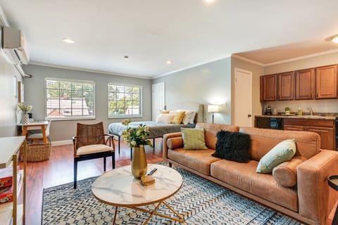 Toledo Vacation Rental | Studio | 1BA | 600 Sq Ft | Steps Required to Access