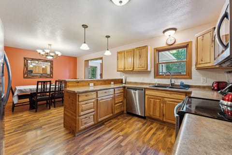 Stove, microwave, fridge, dishwasher, pots & pans, Keurig, teapot w/tea, & more