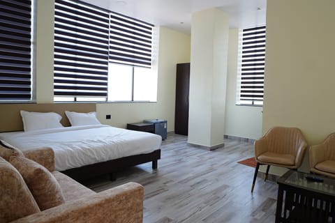 1 bedroom, desk, free WiFi