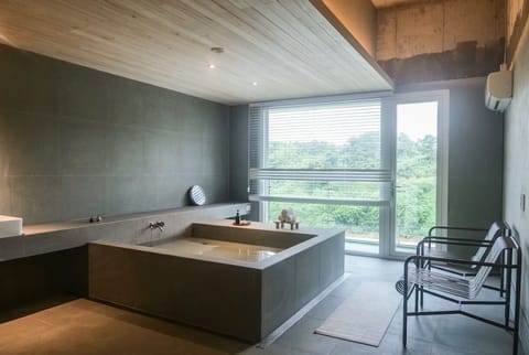 Hot tub
