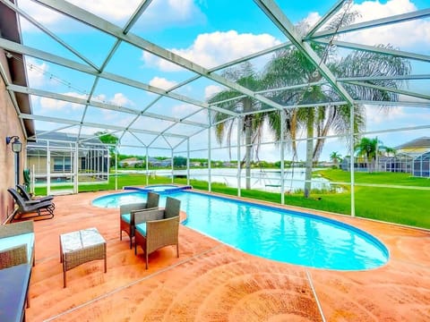 Welcome to your lakeside escape, just moments from Orlando's top attractions! Relax in our stunning pool with breathtaking lake views, perfectly located for the ultimate vacation experience near Disney, Universal, and more.