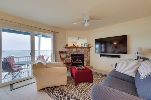 Onekama Vacation Rental | 2BR | 1BA | Stairs Required | 750 Sq Ft