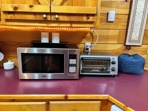 lots of appliances to make your stay easier. You can stay in and cook.