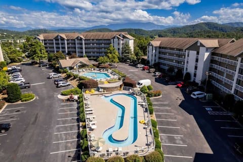 Enjoy a refreshing dip in our seasonal pool and lazy river from Memorial Day through September! And in the off season, enjoy the all-season indoor pool and hot tub. 