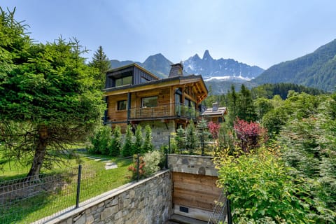 Quiet location a few minutes' drive from Chamonix