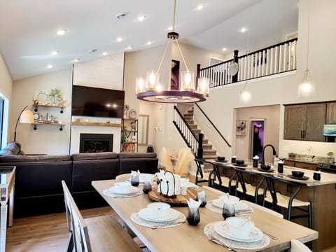 Dining/kitchen/living room